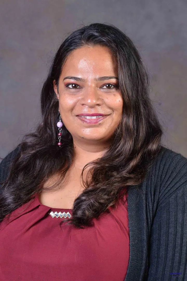 Mrs Gulab, Grade 1 North
