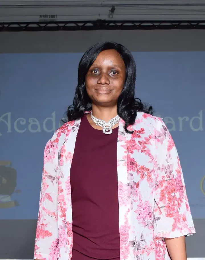 Miss Mandaza, Special Needs